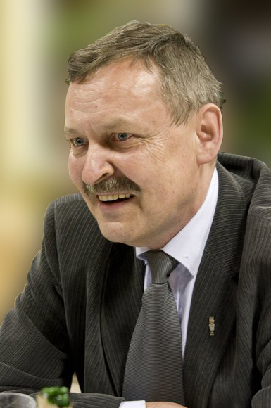 Janusz M. Nowacki